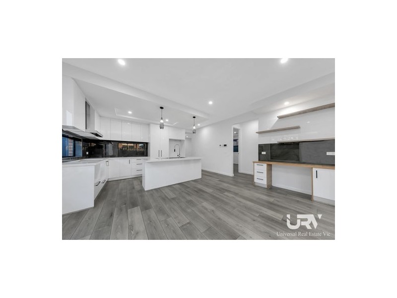 19 Coronado Avenue, Craigieburn VIC 3064