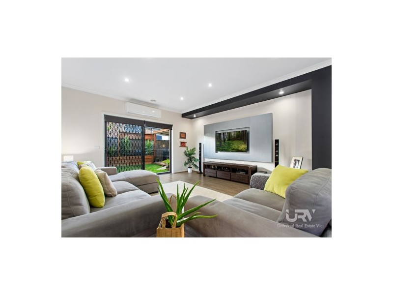 75 Gateshead Street, Craigieburn VIC 3064