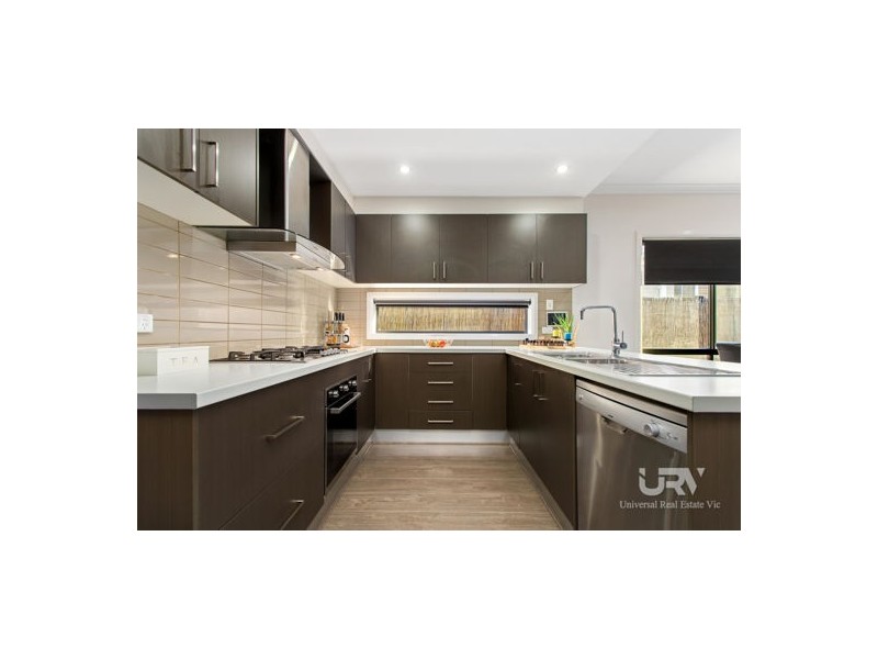 75 Gateshead Street, Craigieburn VIC 3064