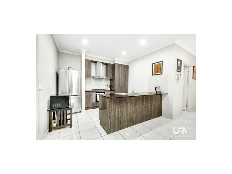 14 Brambuk Avenue, Craigieburn VIC 3064