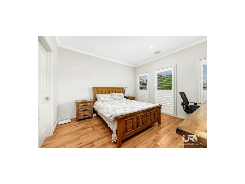 14 Brambuk Avenue, Craigieburn VIC 3064