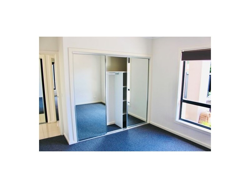 2/3 St Austell Court, Craigieburn VIC 3064