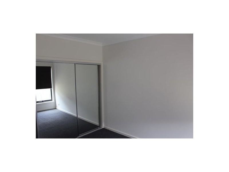2/3 St Austell Court, Craigieburn VIC 3064