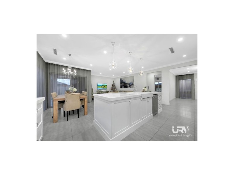 9 Winkler Street, Mickleham VIC 3064
