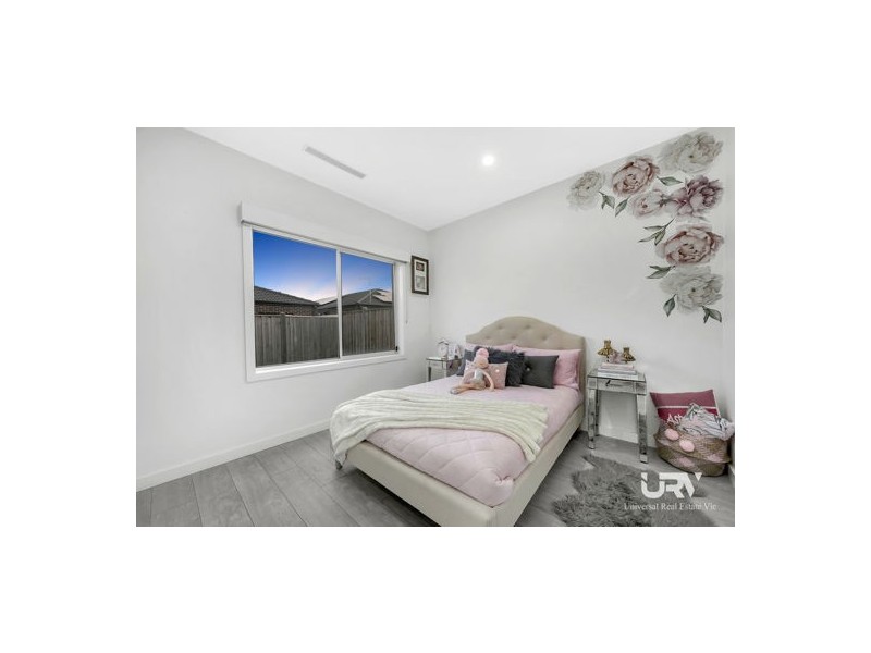 9 Winkler Street, Mickleham VIC 3064