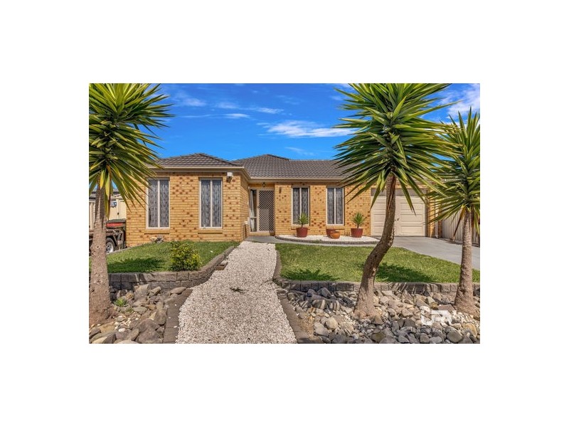 48 Mulberry Pass, Craigieburn VIC 3064