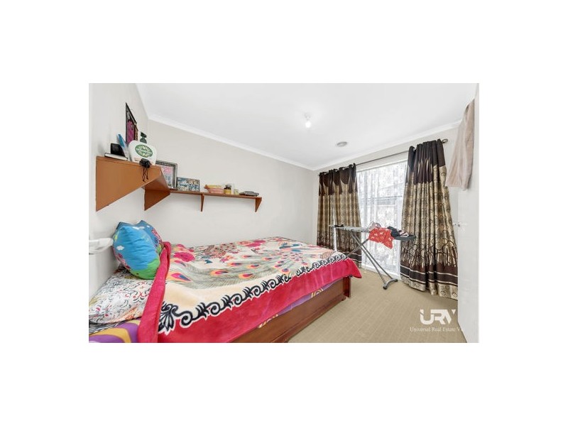 48 Mulberry Pass, Craigieburn VIC 3064