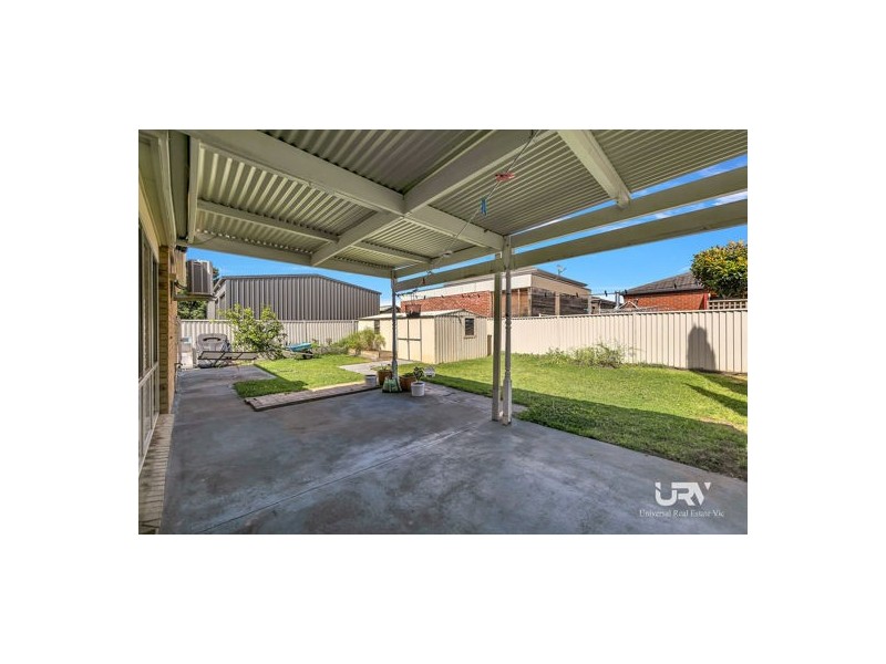 48 Mulberry Pass, Craigieburn VIC 3064