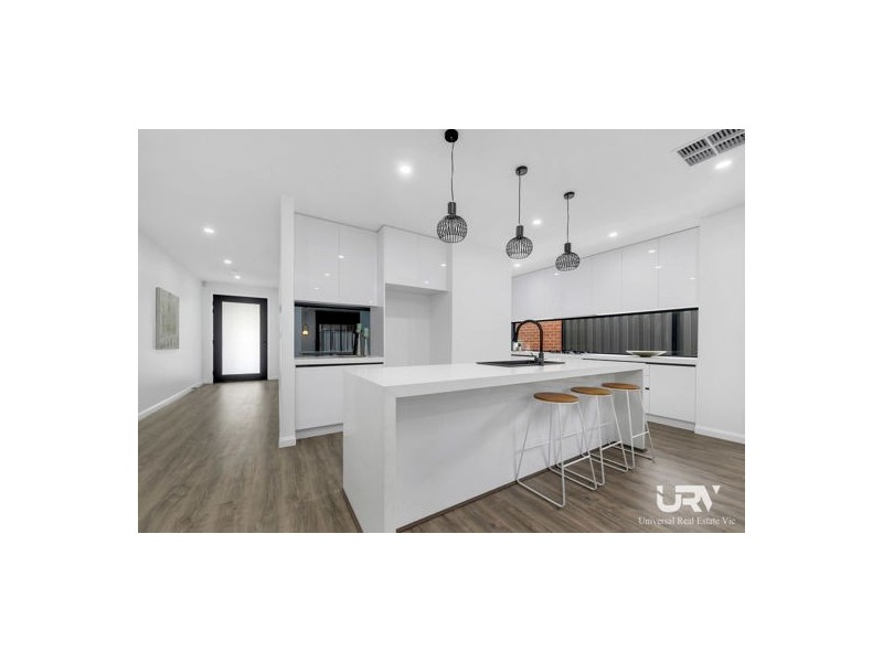 21 Coronado Avenue, Craigieburn VIC 3064