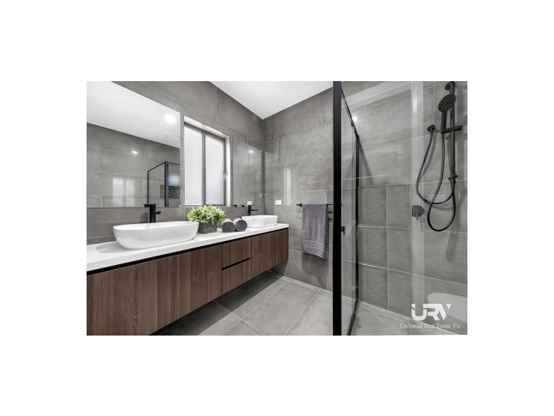 21 Coronado Avenue, Craigieburn VIC 3064