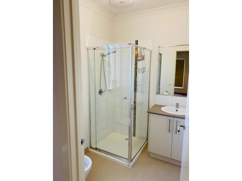 18 Watergum Avenue, Craigieburn VIC 3064