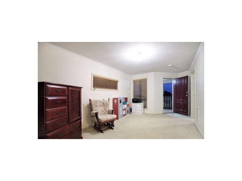 44 Sandover Drive, Roxburgh Park VIC 3064