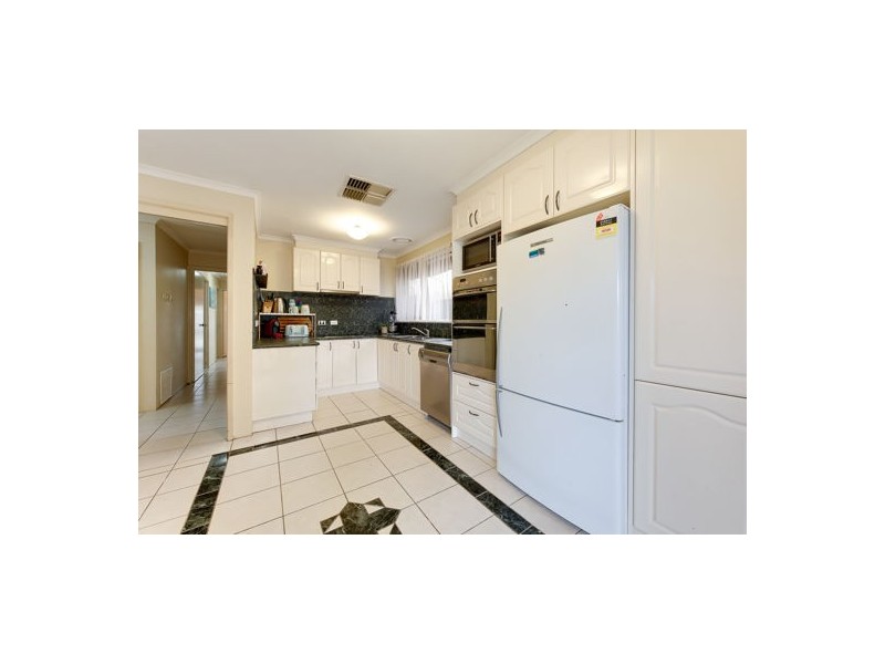 47 Hothlyn Drive, Craigieburn VIC 3064