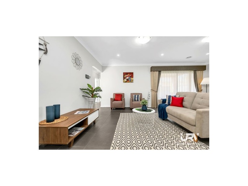 13 Eveline Street, Craigieburn VIC 3064