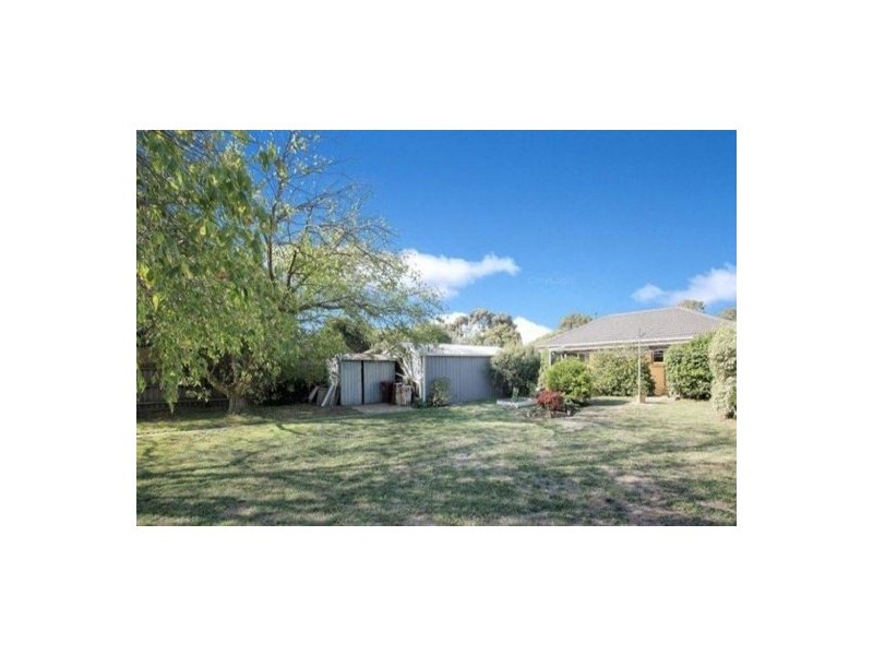 9 Hamilton Street, Craigieburn VIC 3064