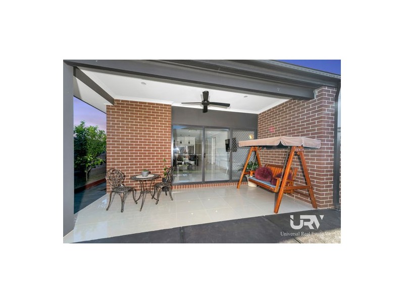 6 Chevery Street, Mickleham VIC 3064