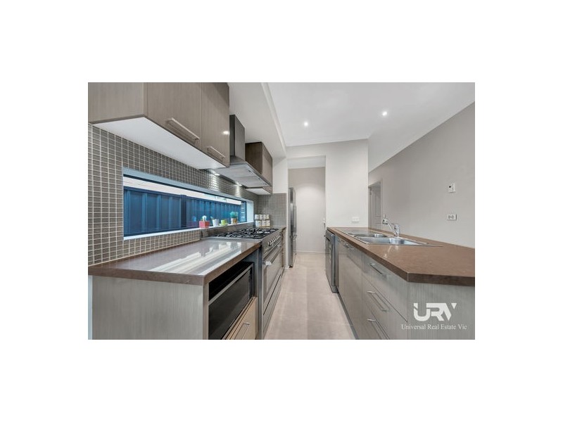 20 Viewmont Avenue, Craigieburn VIC 3064