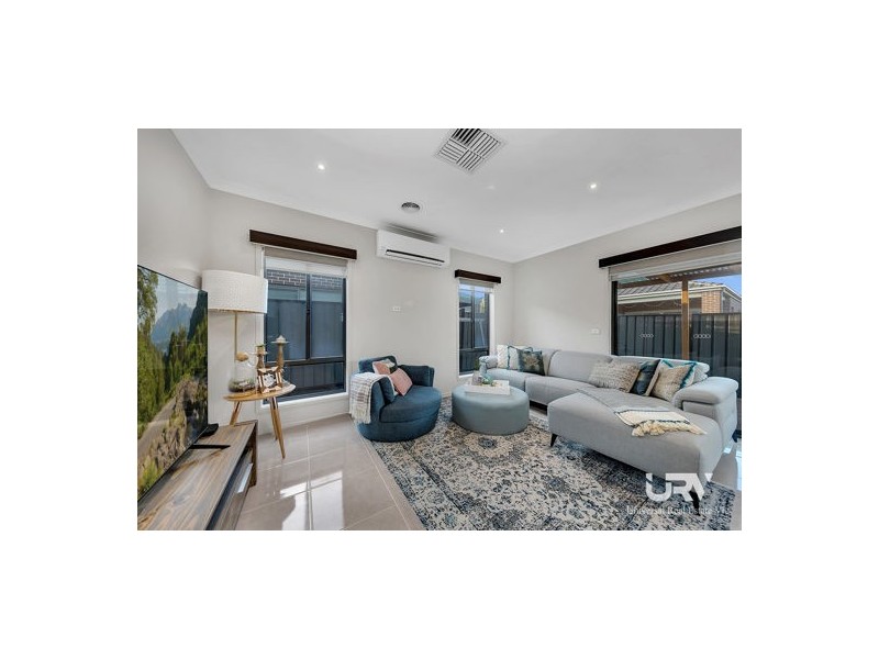 20 Viewmont Avenue, Craigieburn VIC 3064