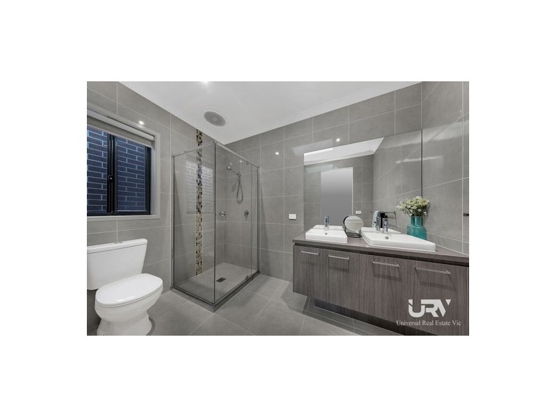 20 Viewmont Avenue, Craigieburn VIC 3064
