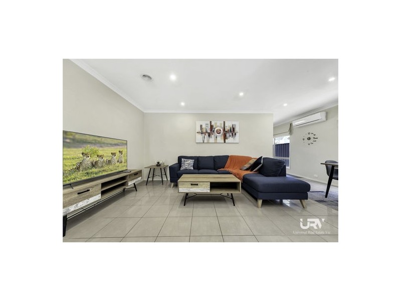 16 Bottlebrush Road, Craigieburn VIC 3064