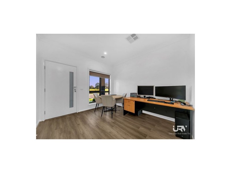 54 Adoquin Street, Doreen VIC 3754