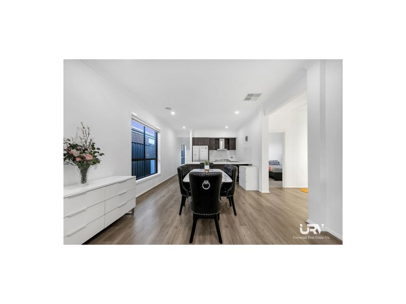 54 Adoquin Street, Doreen VIC 3754