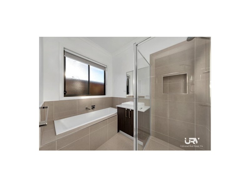 54 Adoquin Street, Doreen VIC 3754