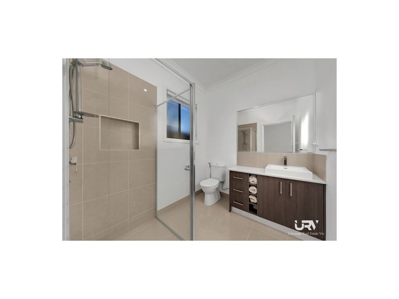 54 Adoquin Street, Doreen VIC 3754