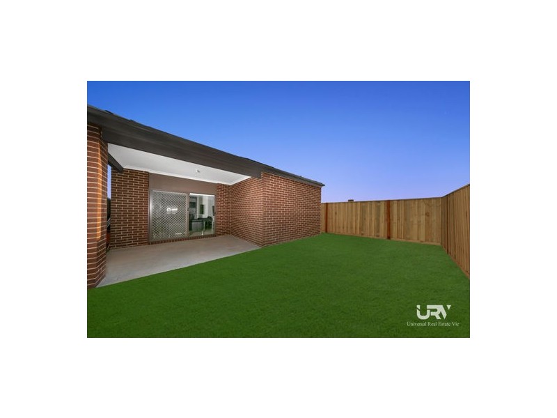 54 Adoquin Street, Doreen VIC 3754