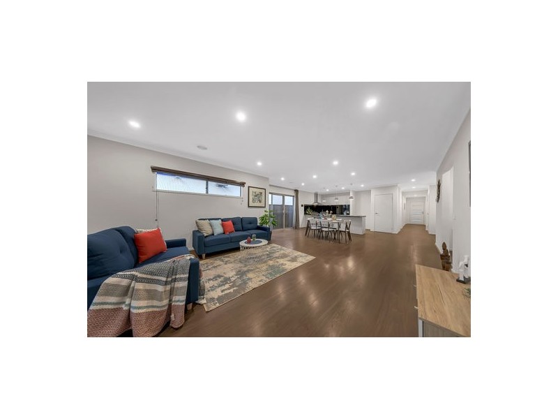 49 Golf Links Drive, Beveridge VIC 3753