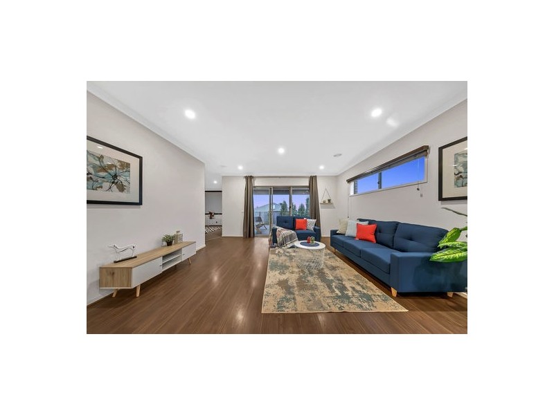 49 Golf Links Drive, Beveridge VIC 3753