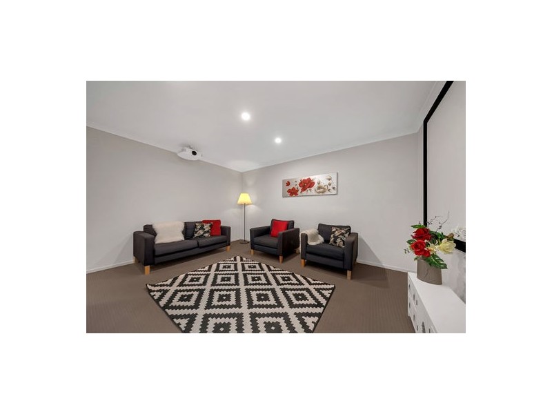 49 Golf Links Drive, Beveridge VIC 3753