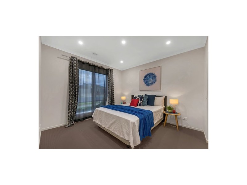 49 Golf Links Drive, Beveridge VIC 3753