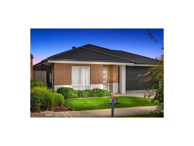 49 Golf Links Drive, Beveridge VIC 3753
