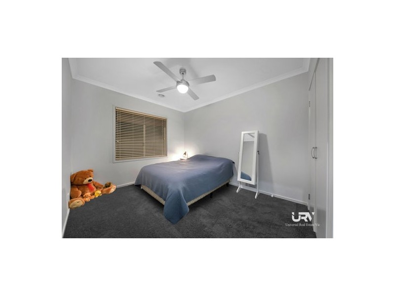 30 Revelstoke Street, Mickleham VIC 3064