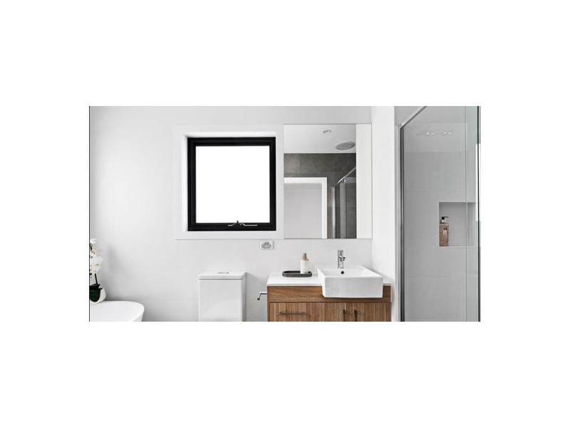 1/27 Ebony Parade, Heidelberg West VIC 3081