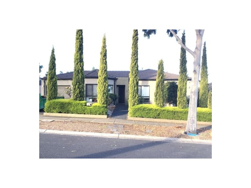 8 Discovery Close, Craigieburn VIC 3064