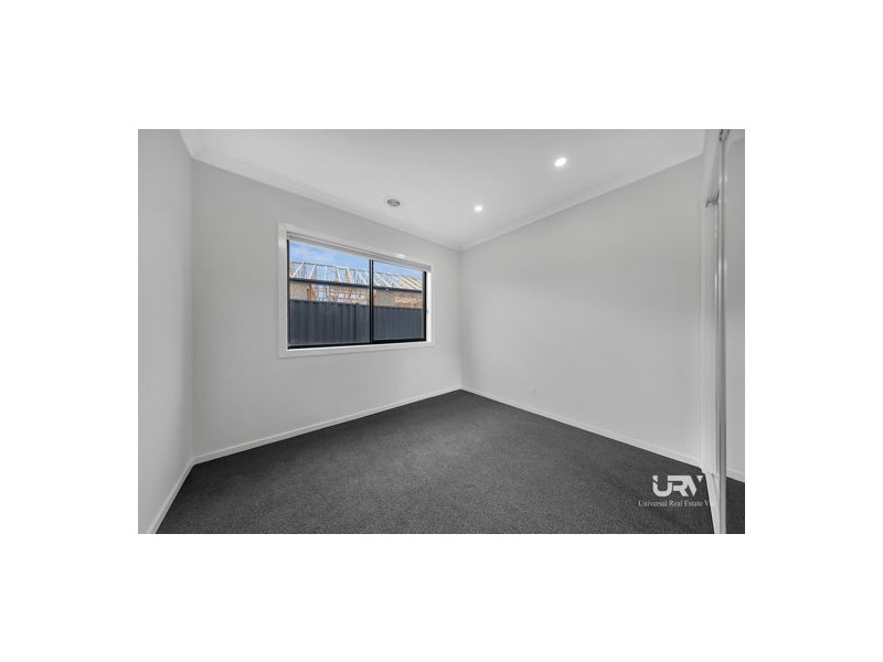 13 Tucholsky drive, Kalkallo VIC 3064