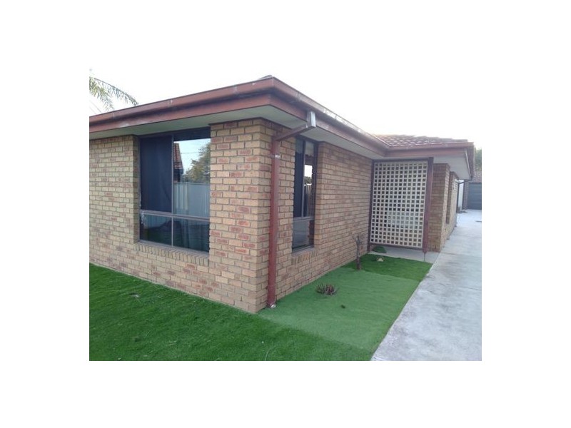 1/3 St Austell Court, Craigieburn VIC 3064