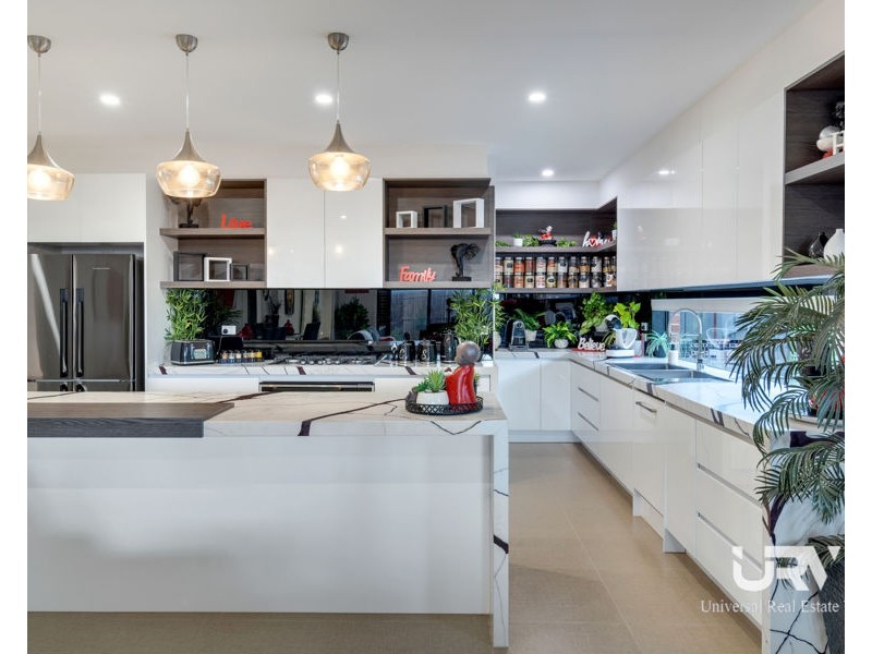 1 Welland Drive, Mickleham VIC 3064