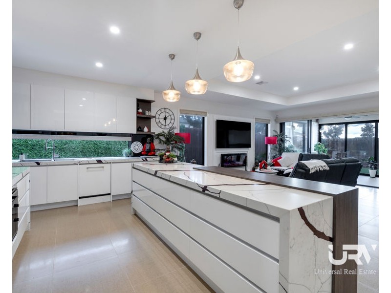 1 Welland Drive, Mickleham VIC 3064