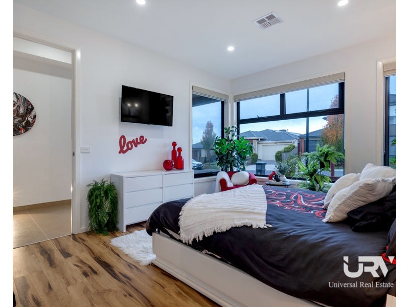 1 Welland Drive, Mickleham VIC 3064