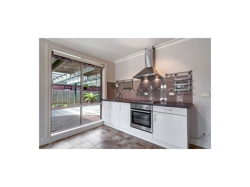 5 Taunton Place, Craigieburn VIC 3064