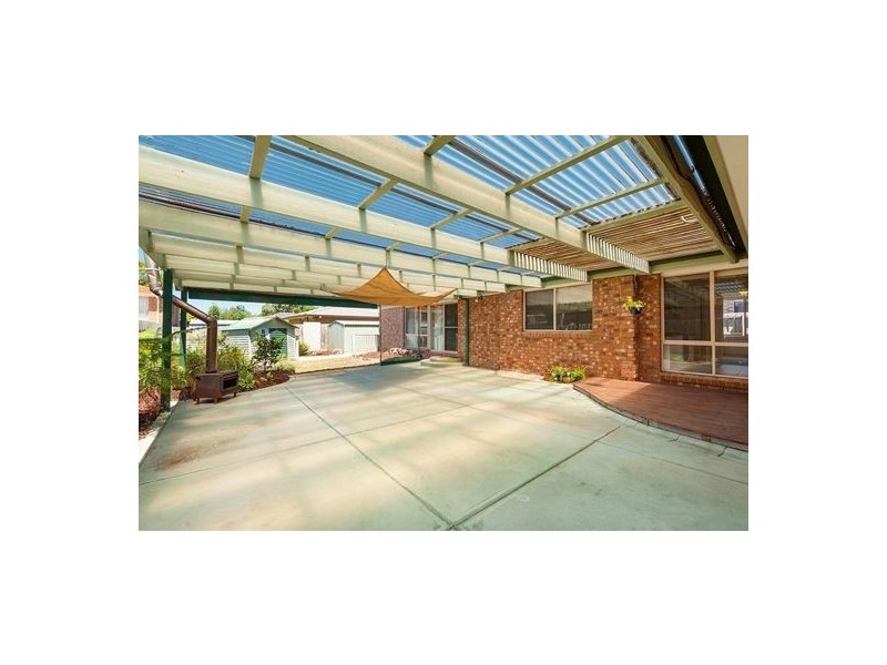 5 Taunton Place, Craigieburn VIC 3064