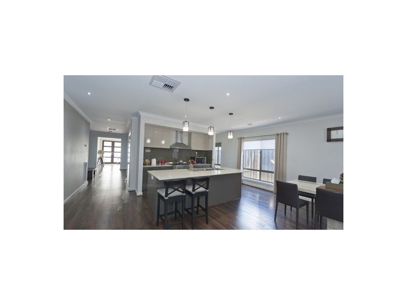 14 Arkose Street, Greenvale VIC 3059