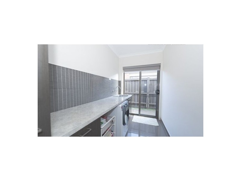 14 Arkose Street, Greenvale VIC 3059