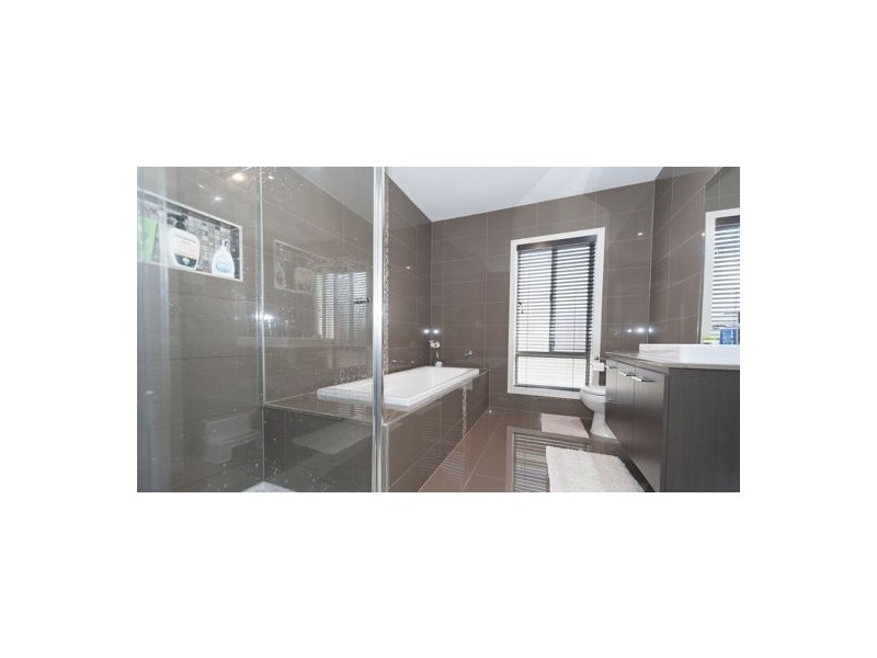 14 Arkose Street, Greenvale VIC 3059