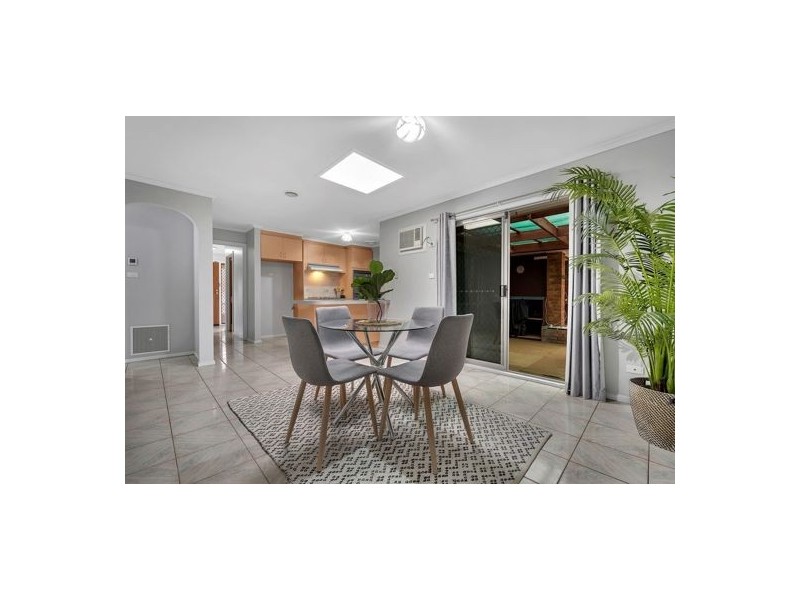 9 Edington Way, Craigieburn VIC 3064