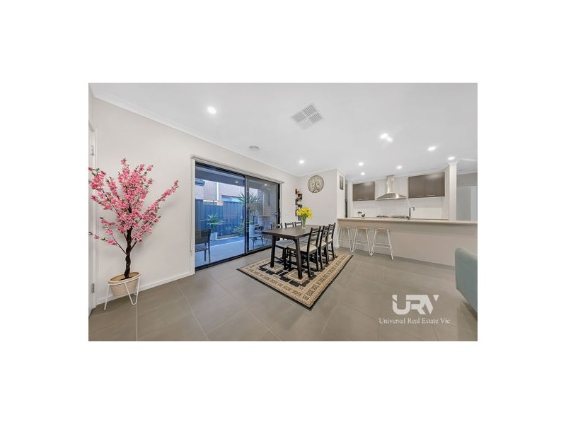 6 Geyser Street, Craigieburn VIC 3064