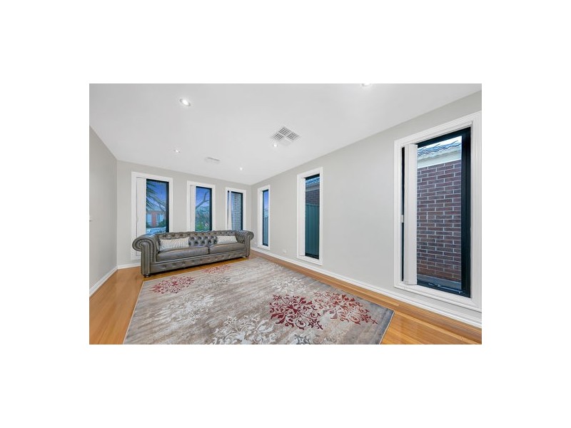 40 Westerfolds Loop, Craigieburn VIC 3064